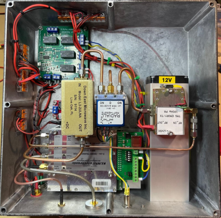 Realizzazione di un box transverter a 10 GHz - 7 W, di IZ0JNY assembly 4